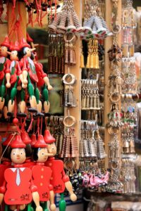 pinocchio, souvenir, souvenirs, italy, follower, keychain, kiosk